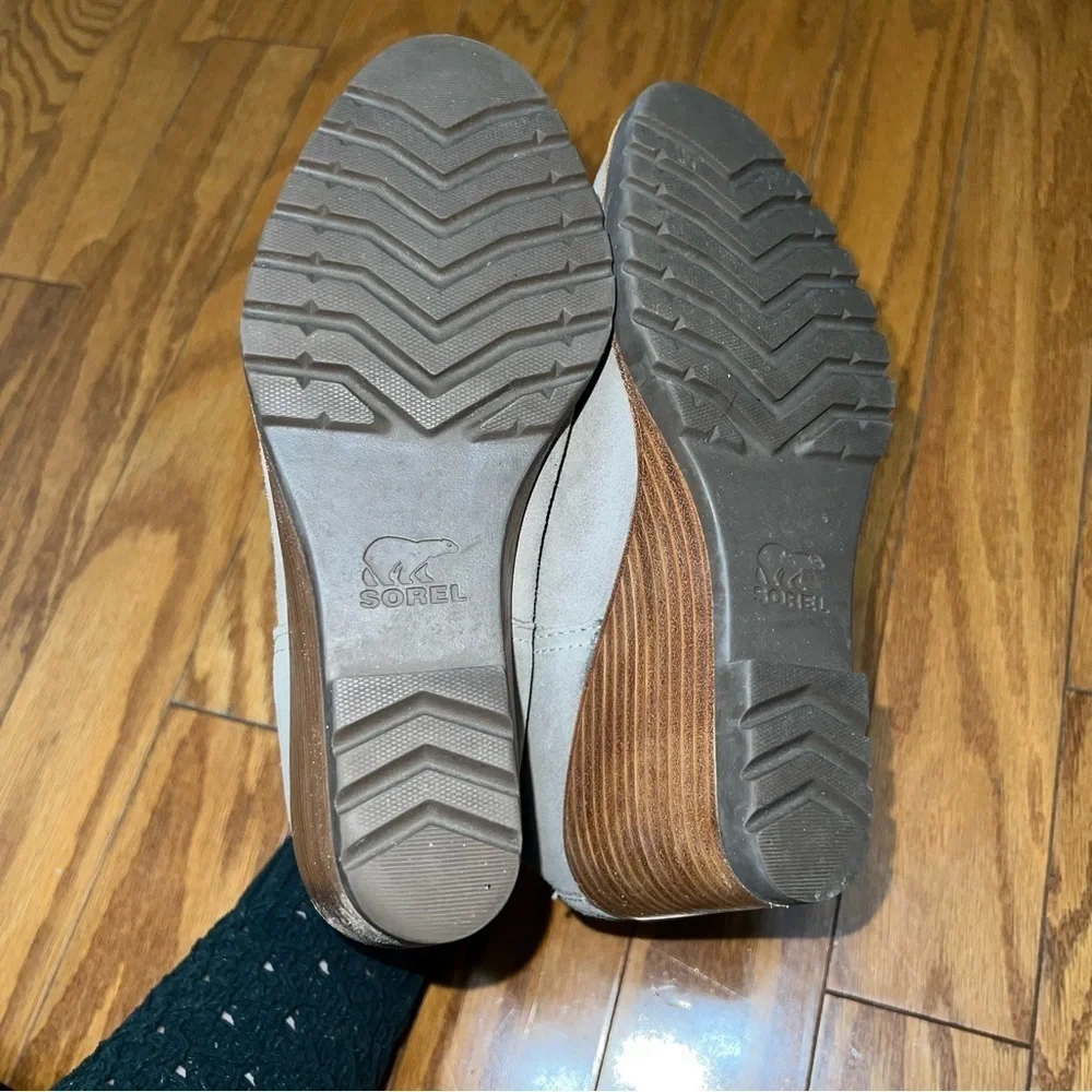 Sorel After Hours Chelsea Gray Suede Wedge Ankle Bootie Size 9